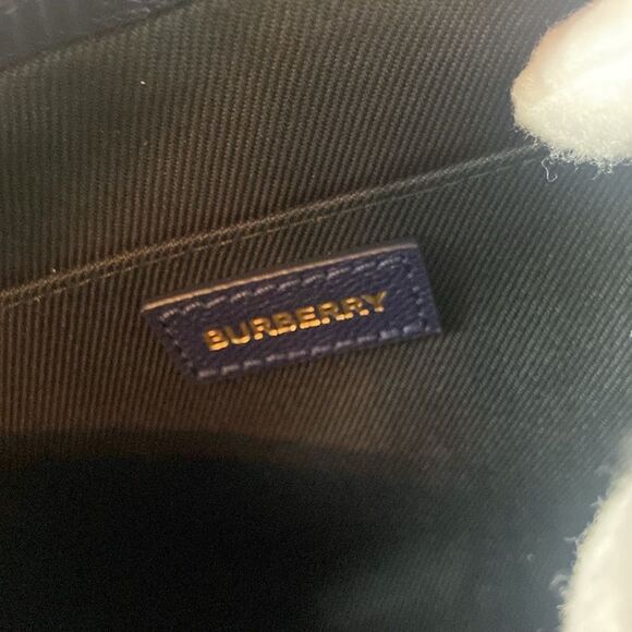 BNWT - BURBERRY SMALL PLAID CHECKERED LEATHER CAMERA CROSSBODY BAG - Picture 7 of 8